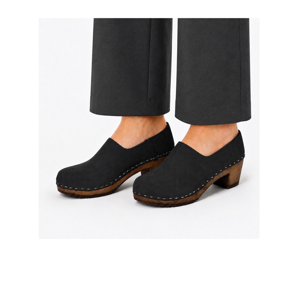 Sandgrens Bridget Closed Back Wooden Clogs Women Size 41 10 Black Nubuck Leather